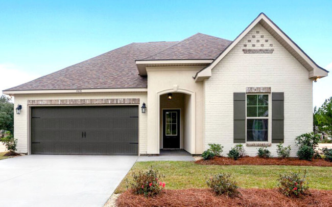 White Washed Bricks With A Lighter Cream Colored Stucco Walls White Washed Bricks With A Lighter Cream Colored Stucco Walls